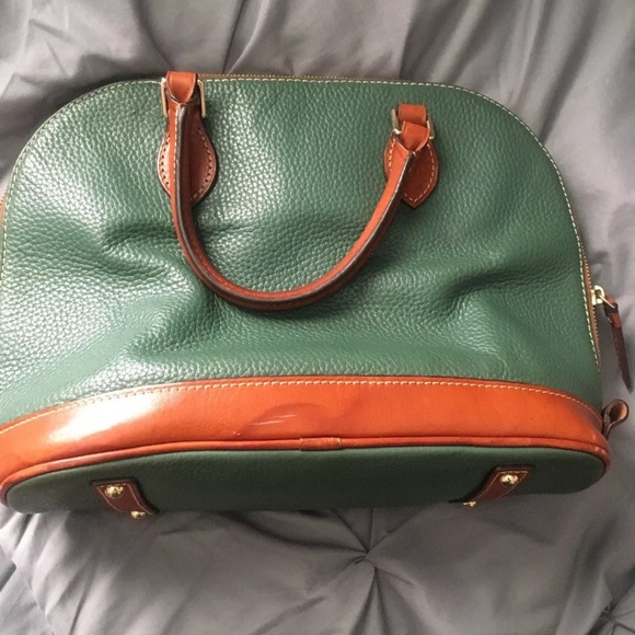 Dooney & Bourke bag - Picture 3 of 4